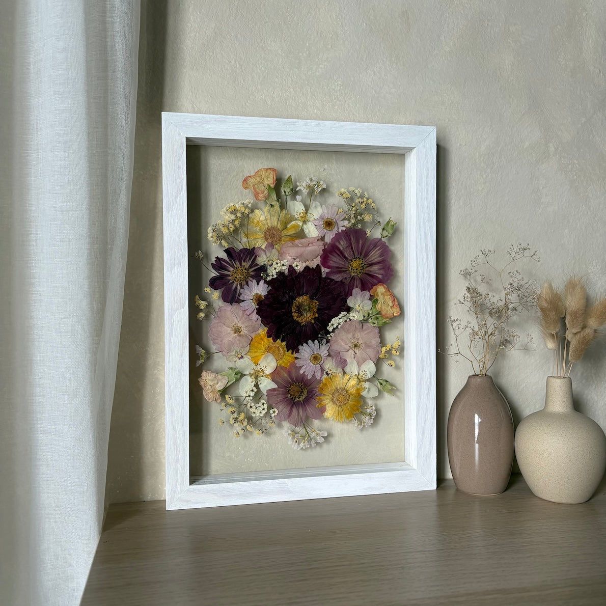 Blumenpoesie in drei Farben
