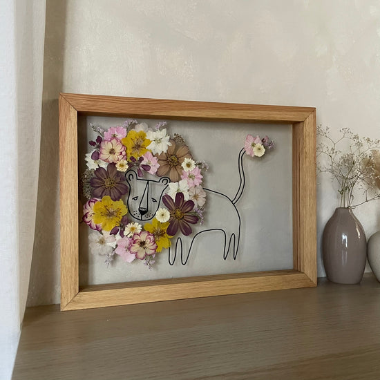 Hund im Frühlingsmantel